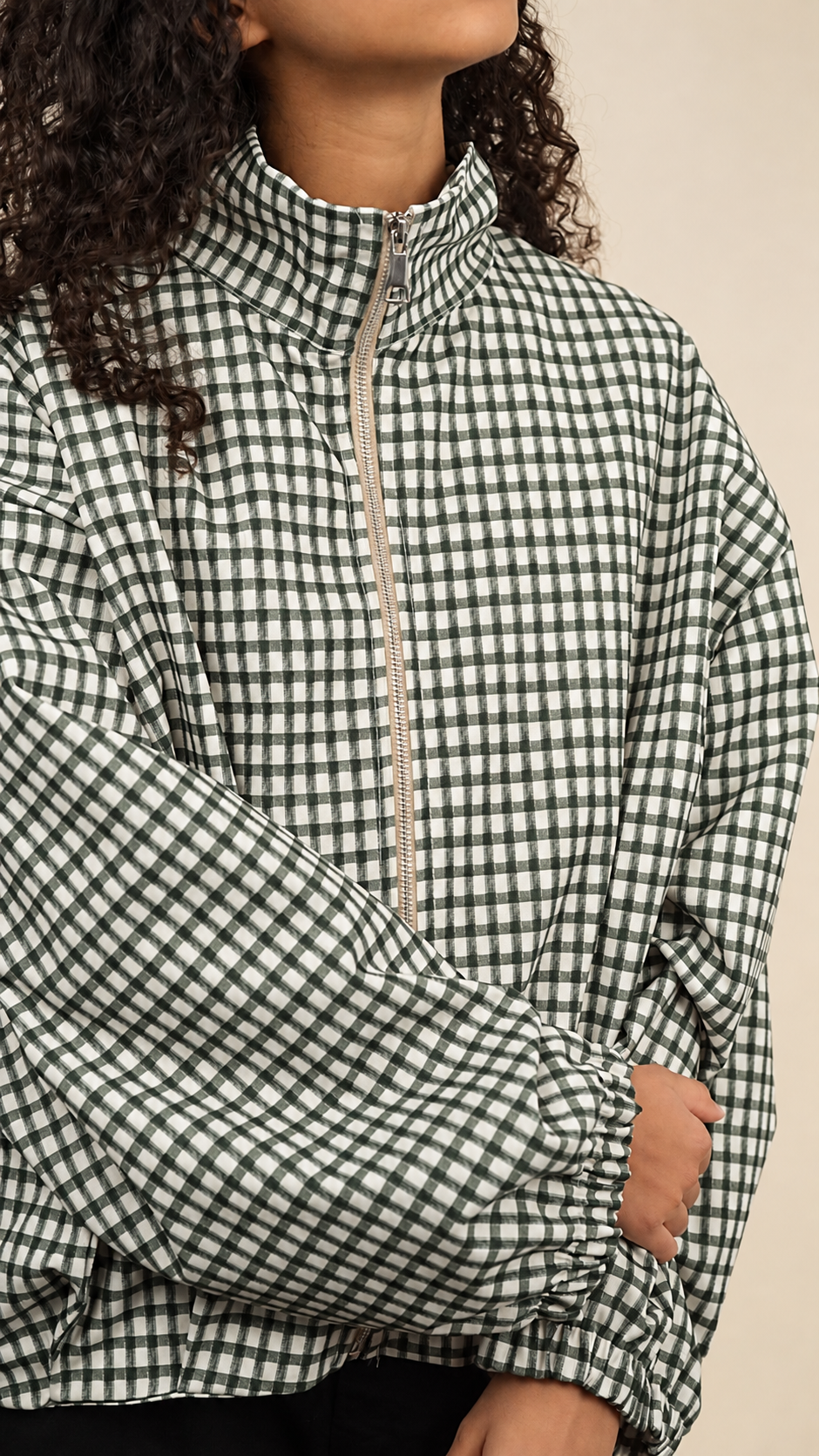 Veste à carreaux zippée pour femme